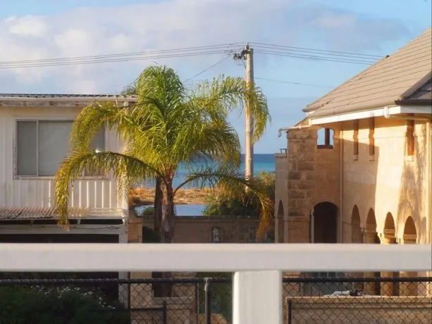 Dunsborough Holiday Homes - 23a Marshall Street - Image 1