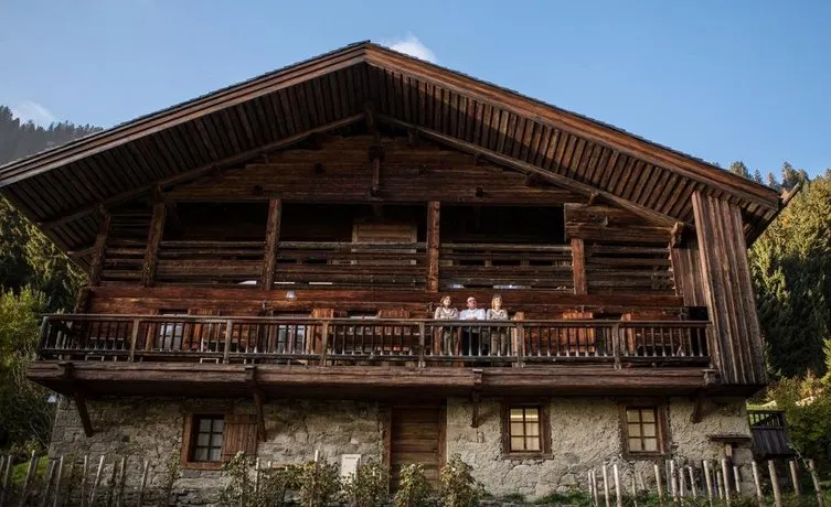 Chalet 1864 - Image 1