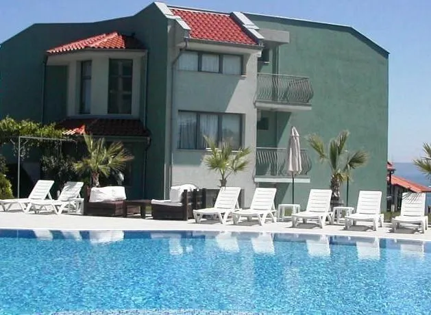 Gardenia Suites - Image 1
