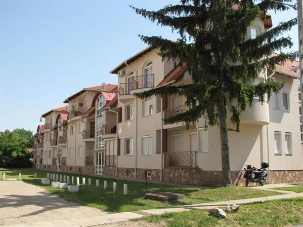 Rita Apartment Hajduszoboszlo - Image 1