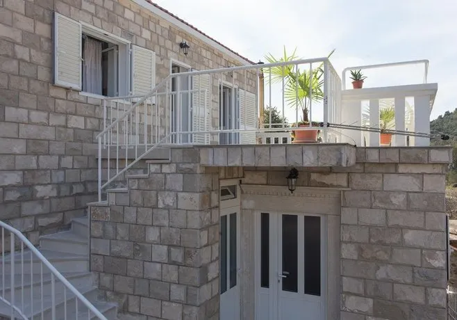 Guest House Ivica - Image 1