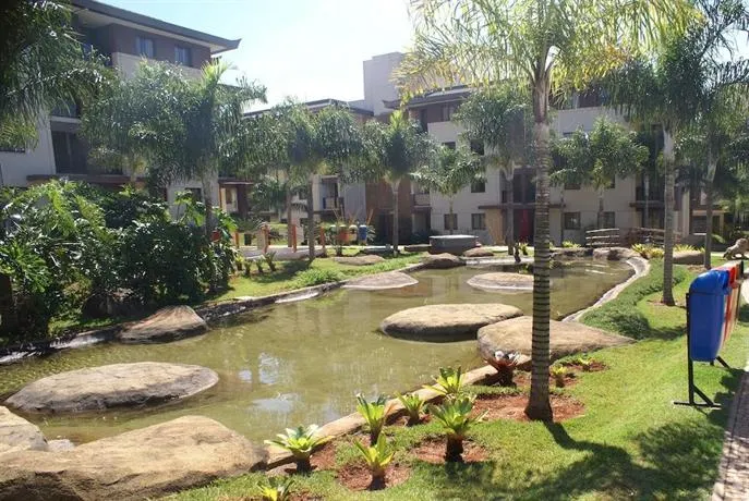 Flat Life Resort - Image 1