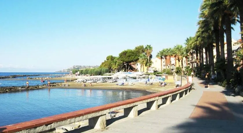Nino Bixio Apartment - Image 1