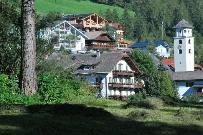Hotel Holzer - Image 1