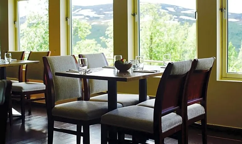 Skaidi Hotel - Image 1