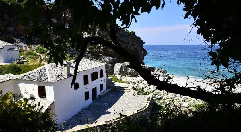 Mylopotamos Beach House - Image 1