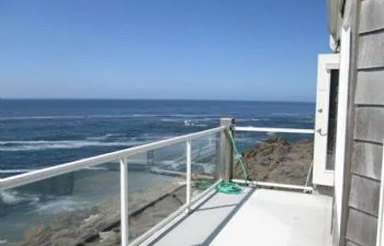 Promenade Deck 3 Br condo by RedAwning - Image 1