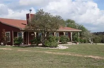 Jayne's Country Cottage - Image 1