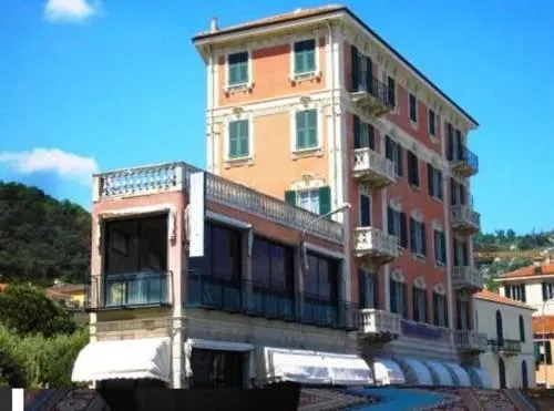 Hotel Monique - Image 1