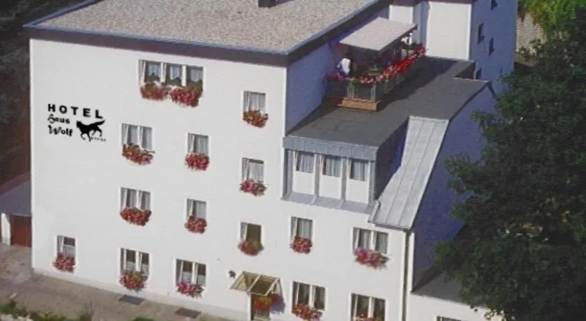 Hotel Haus Wolf Garni - Image 1