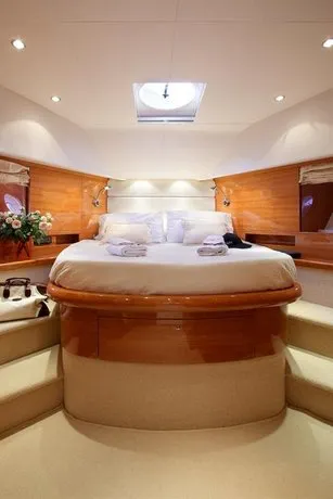 GEORGE V YACHT - Image 1