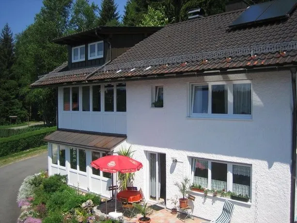 Waldferienhof am Nationalpark - Image 1