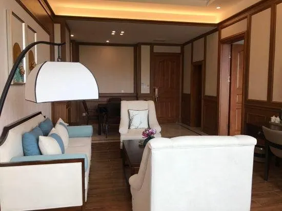Ruiyada Hotel - Image 1