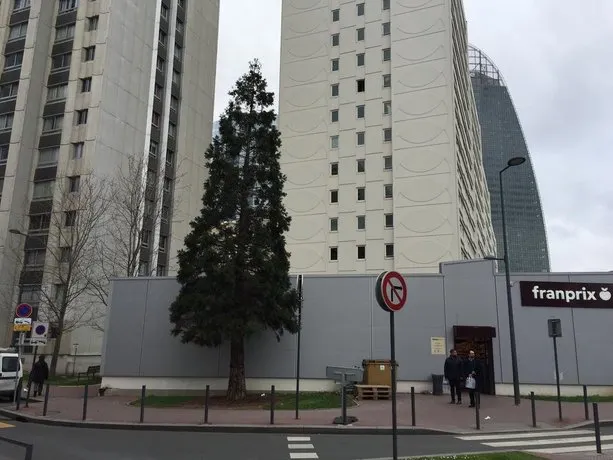 Grand Studio à la Défense - Image 1