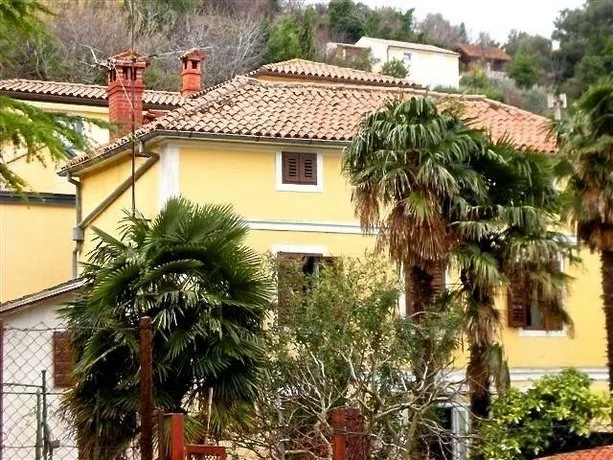 Villa Verde Boutique B & B - Image 1