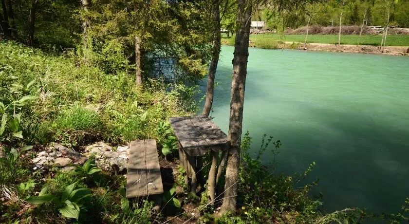 Robinson River Camp - Image 1