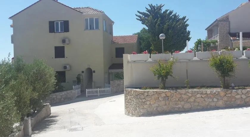 Haus Tonka - Image 1