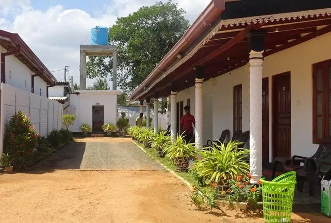 Hotel Angel Inn Beach - Image 1