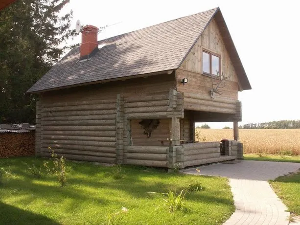 Eglieni - Image 1