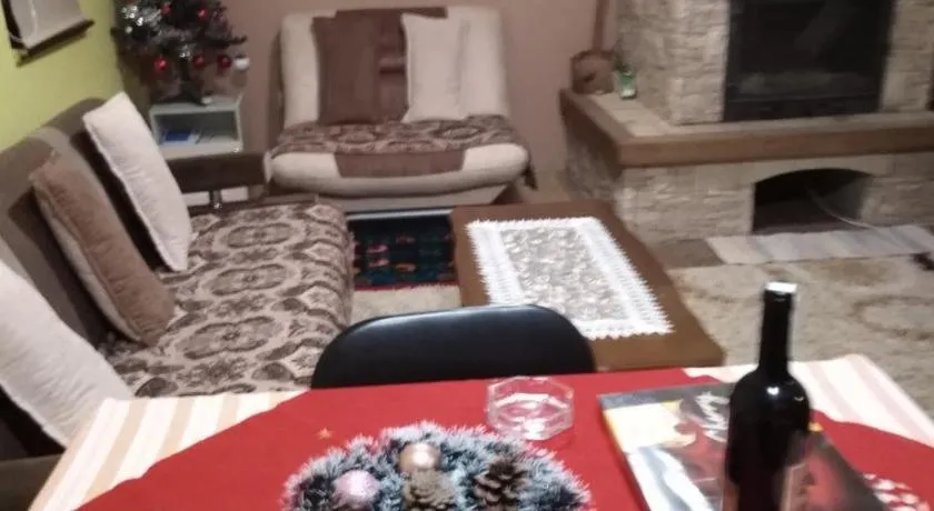 Apartment Tom - Image 1