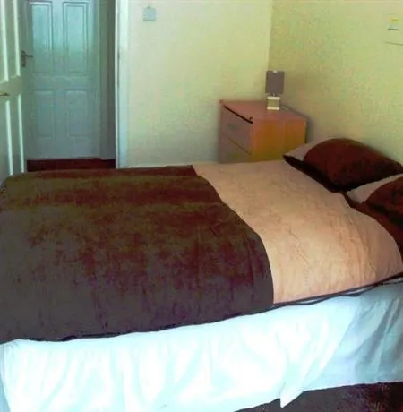 Short Term Worsley Apartment - Image 1