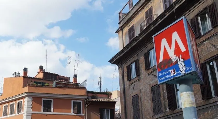Cozy Apartment Fabia 300 mt from Colosseum - Image 1