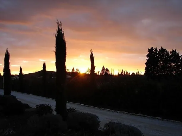 Mas De Chantounette - Image 1