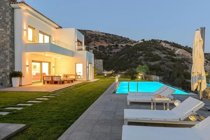 Melisa Luxurious Villas - Image 1