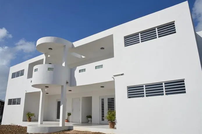 The Advantage Apartments - Image 1