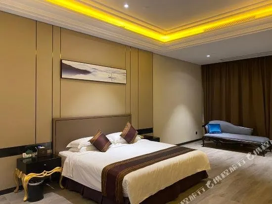 Loiyan Hotel - Image 1
