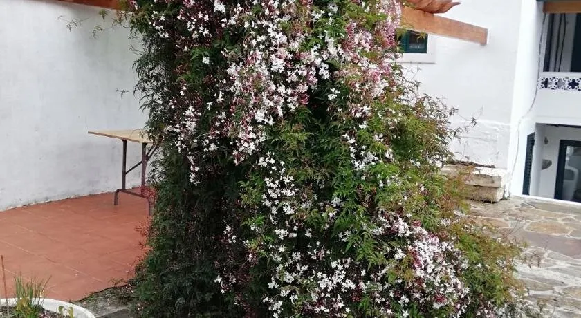 A Quinta da Colina Adega - Image 1