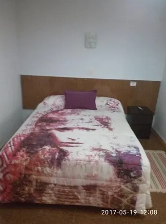 Pension El Puerto - Image 1