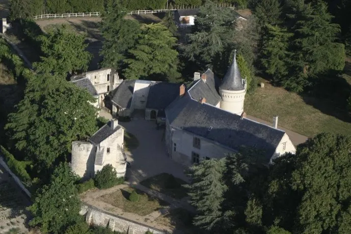 Château de la Roche Martel - Image 1