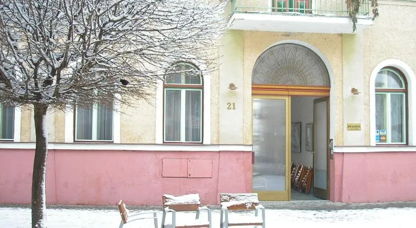 W21 Penzion Villa Veres - Image 1