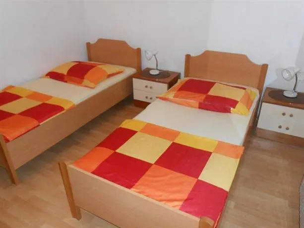 Apartmani Varos Sibenik - Image 1