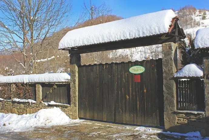 Necho Guest House - Image 1