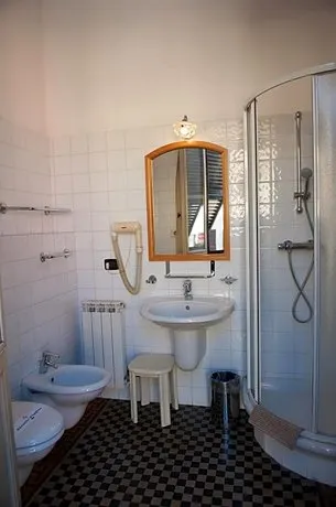 Albergo Vittoria - Image 1