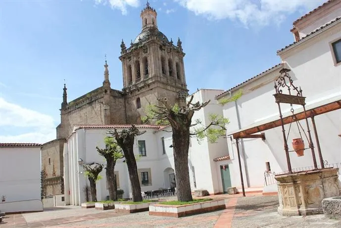 Sumaiya el Palacio - Image 1