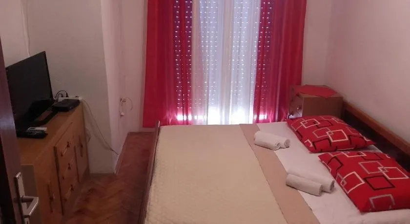 Apartments Lara - Image 1