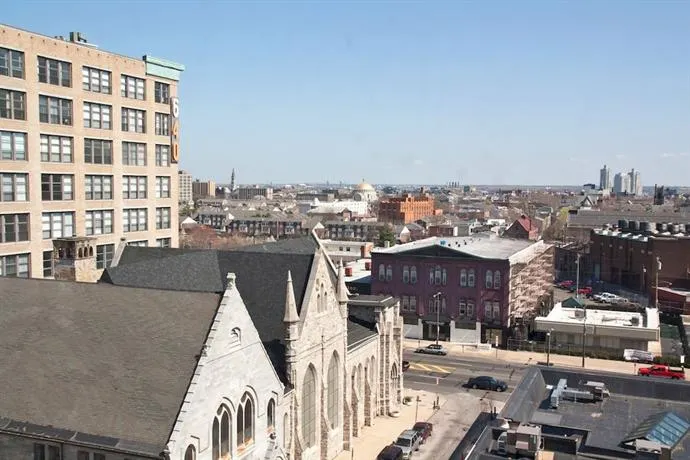 UrHomeInPhilly Lofts at 600 - Image 1