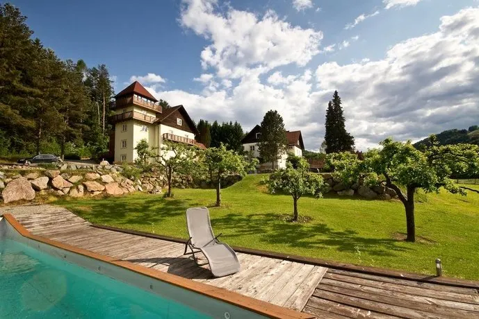 Heso Resort - Image 1