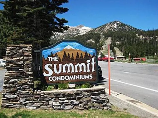 RedAwning The Summit 31 - Image 1