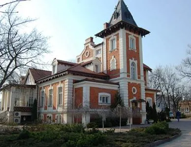 Hotel Aleksander - Image 1