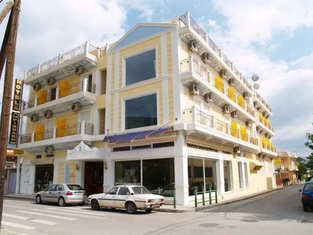 Hotel Amfissaeum - Image 1