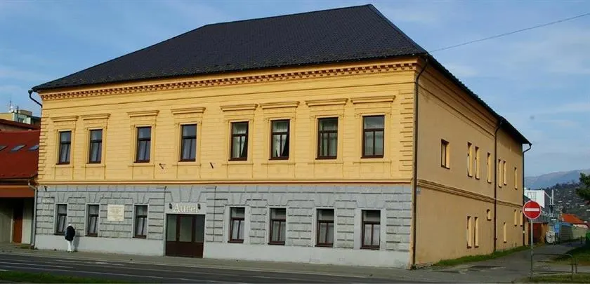 Aurel apartments - Image 1