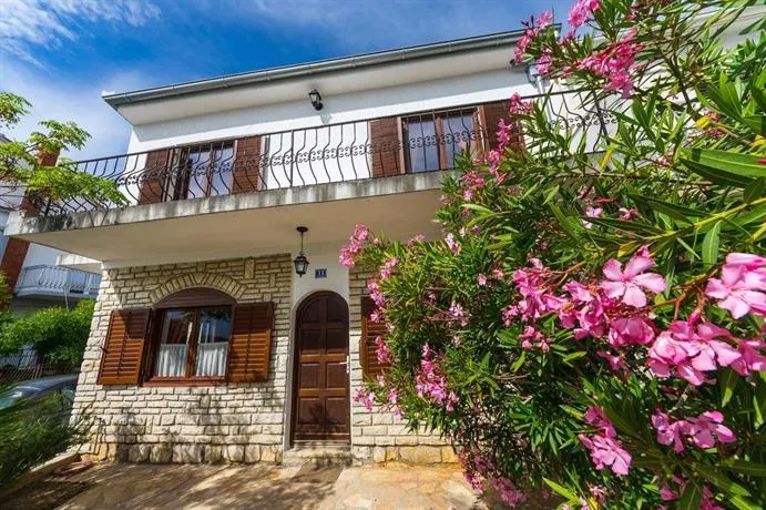 Holiday Home Dalmatina Sukosan - Image 1