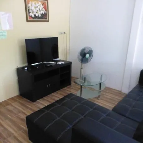 Private 2 bedroom villa with Swimming pool Tropical gardens Fast Wifi smart Tv - Image 1