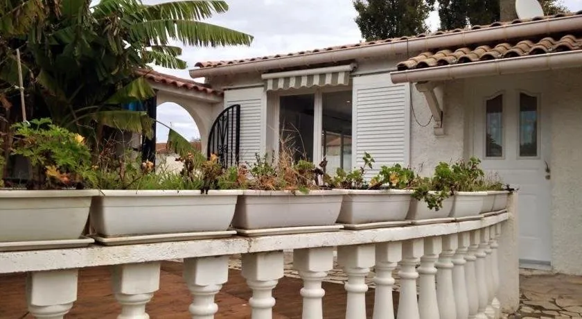 Villa du sud ouest - Image 1