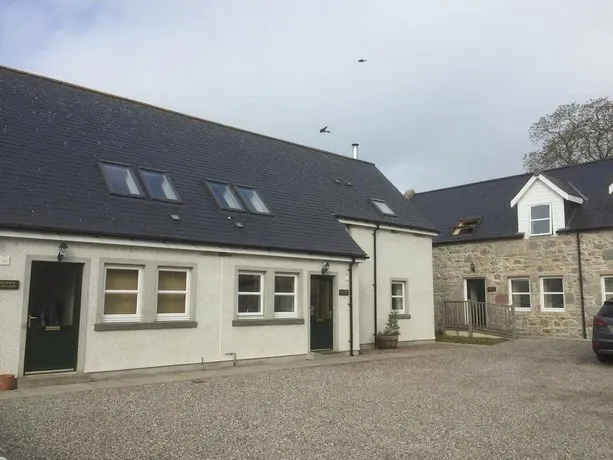 Highland Farm Cottages - Image 1