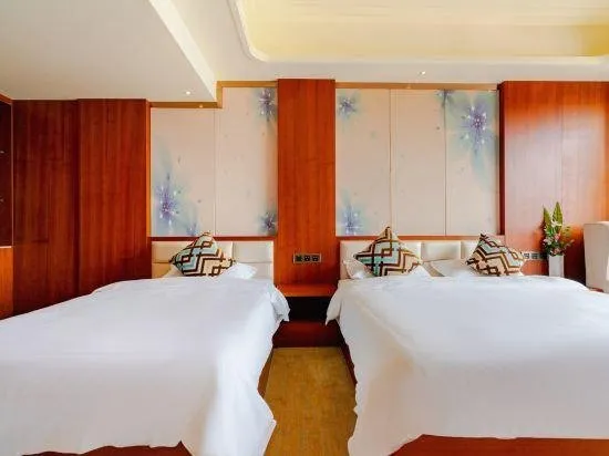 YunHua Hotel YiHai Park Store - Image 1